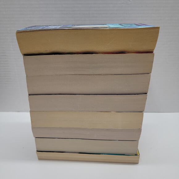 Dark Angels Complete Set Keri Arthur and Beneath A Darkening Moon 8 Book Lot - Picture 12 of 13